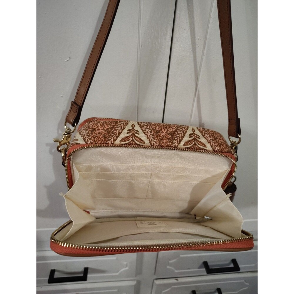 Spartina 449  Zipped Crossbody Handbag Purse Tassel - Picture 11 of 12